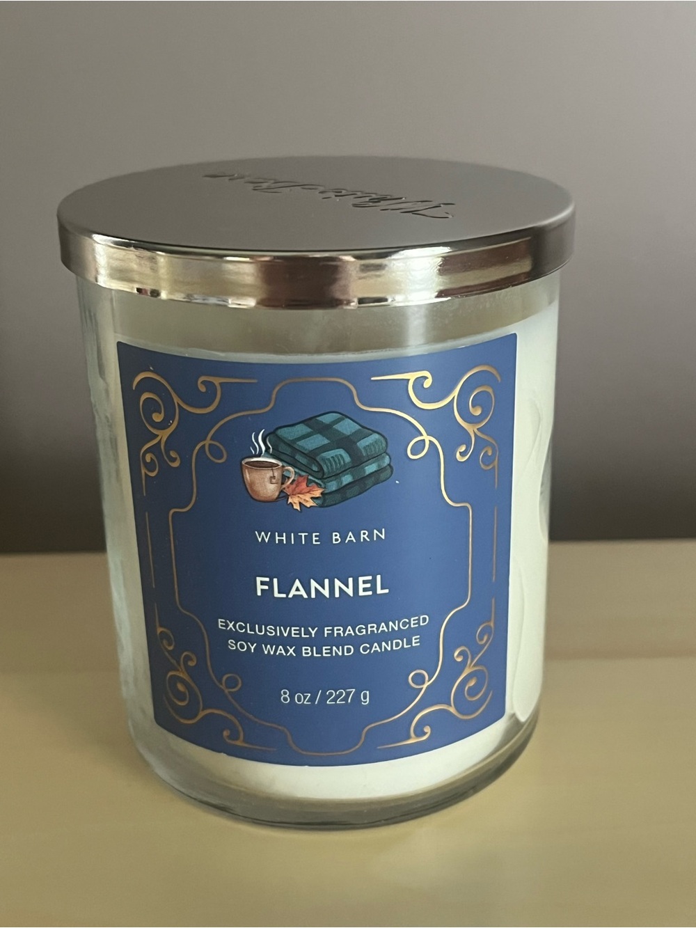 White Barn Bath & Body Works Flannel Single Wick Soy Wax Blend Candle New